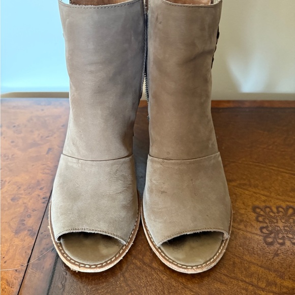 Corso Como Tan Ankle Booties Peep-Toe Suede - Picture 1 of 8